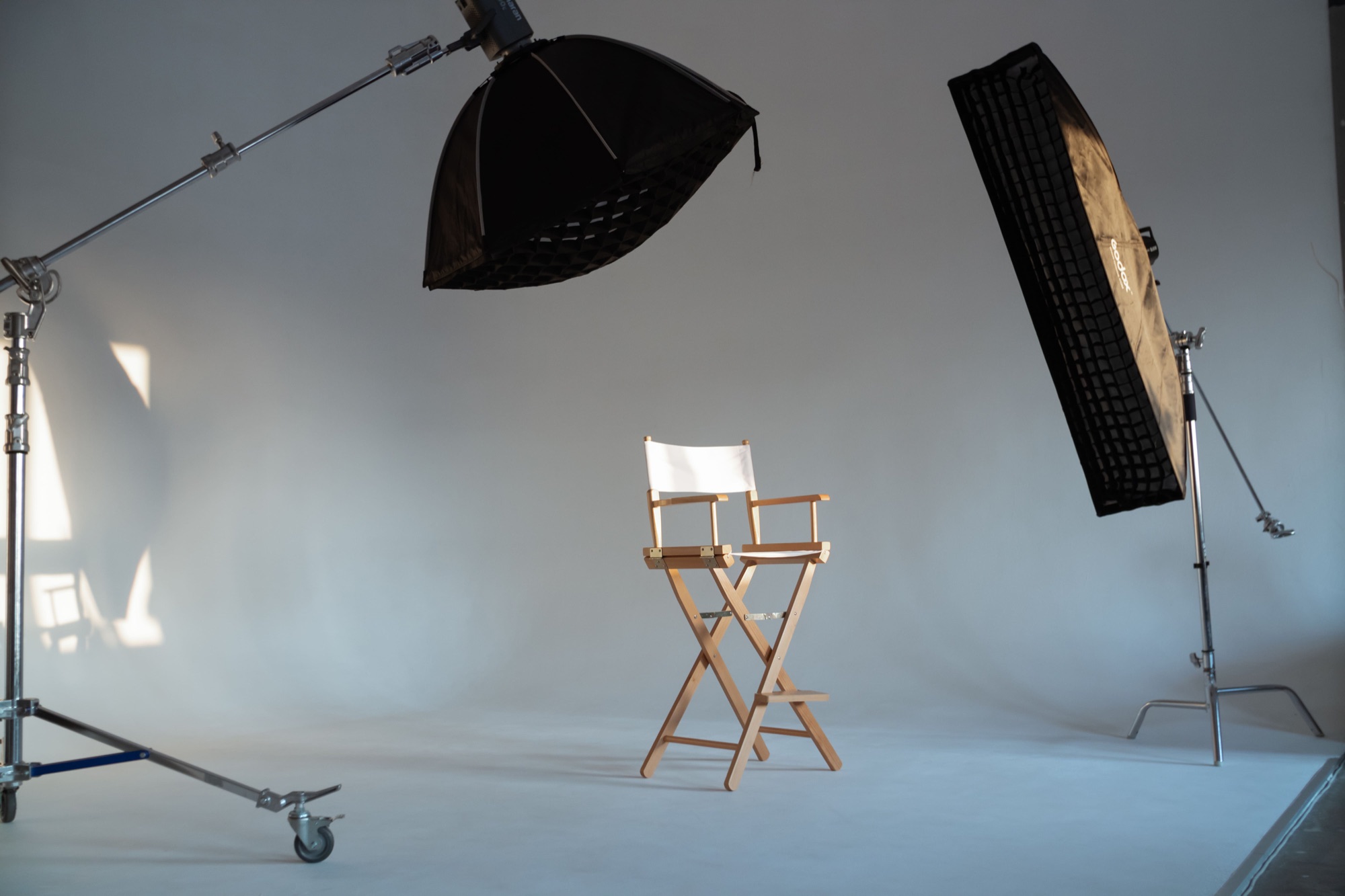Фотостудия PROFESSIONAL в Алматы — циклорама 6×6 м, ул. Муратбаева 61 — кадр 9